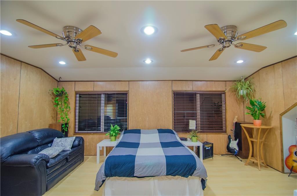441 Noblestown Road Carnegie, PA 15106 - Photo 4 of 23 Gallery Image 4