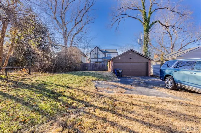 $3,400 | 525 Donne Avenue, St. Louis, MO 63130