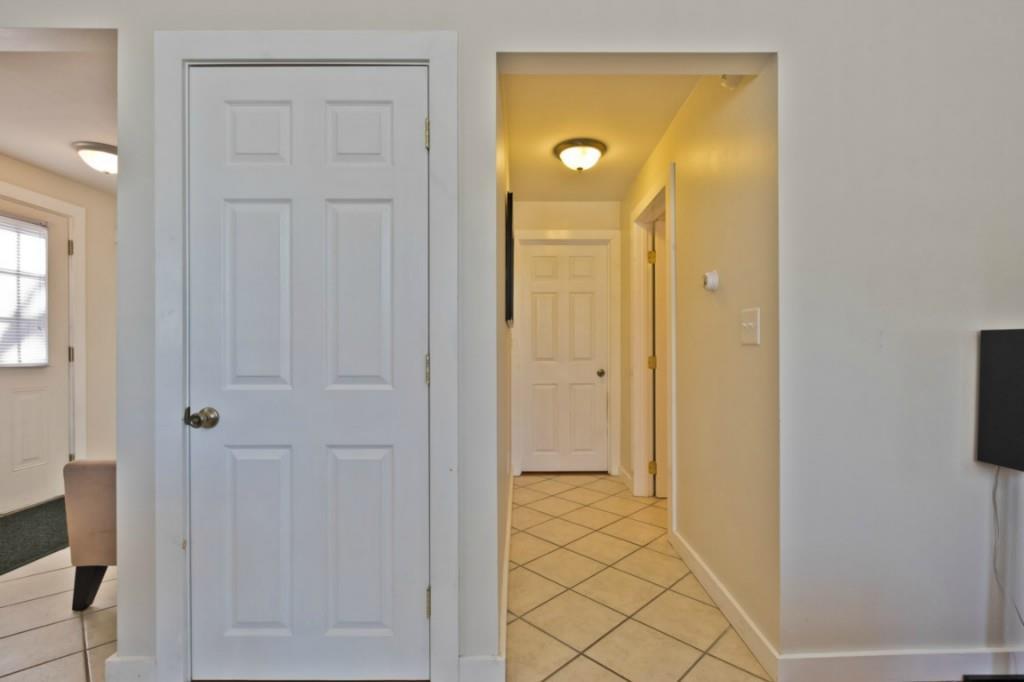 29 Tow Path Road Gorham, ME 04038 - Photo 23 of 35 Hallway leads to master bedroom.