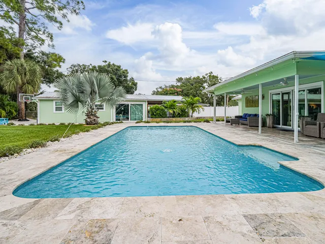 $847,000 | 2201 Bonita Avenue, Vero Beach, FL 32960