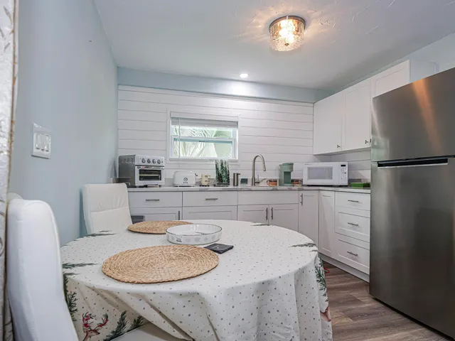 $847,000 | 2201 Bonita Avenue, Vero Beach, FL 32960