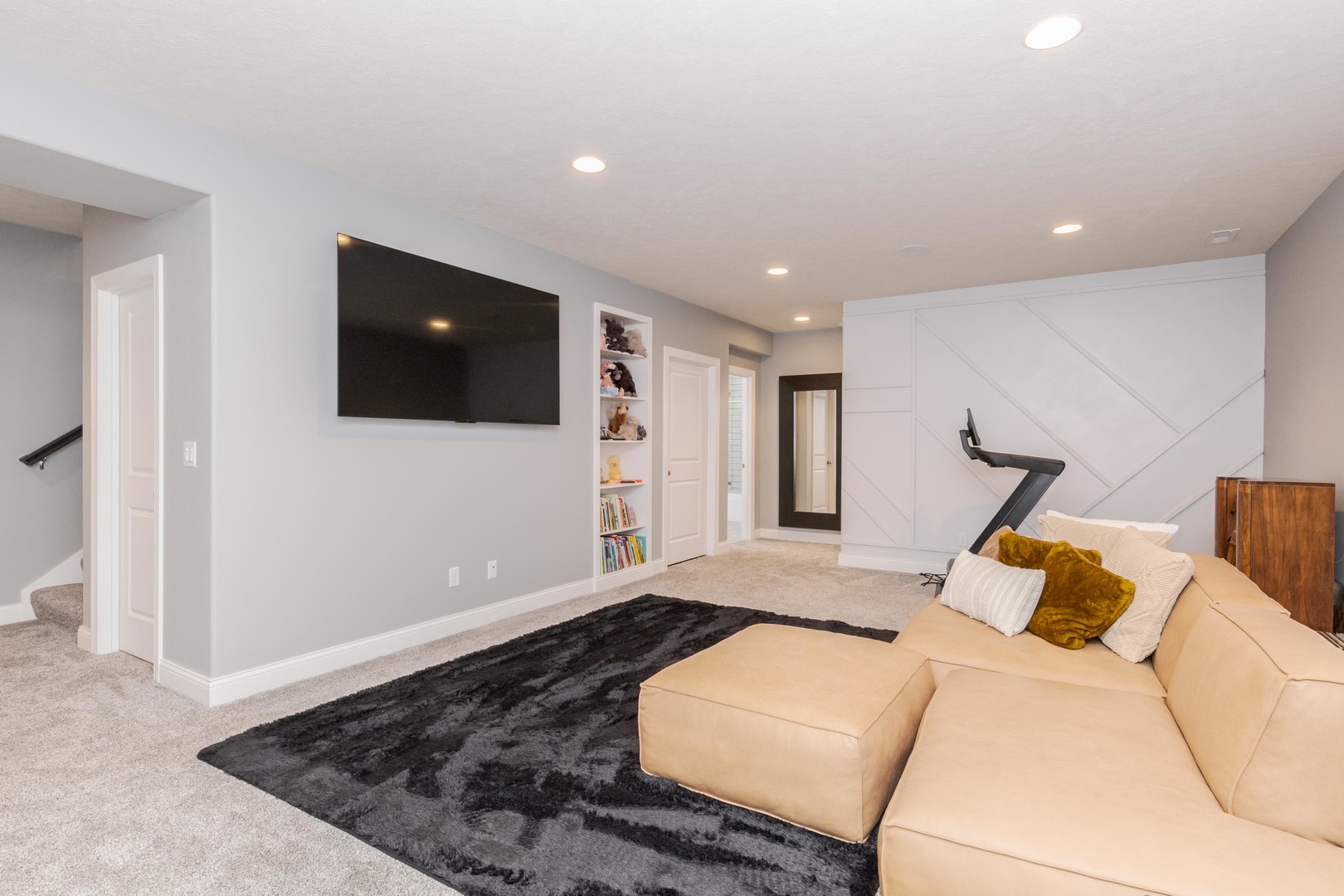 2608 Shale Road Normal, IL 61761 - Photo 30 of 39 a living room with furniture and a flat screen tv