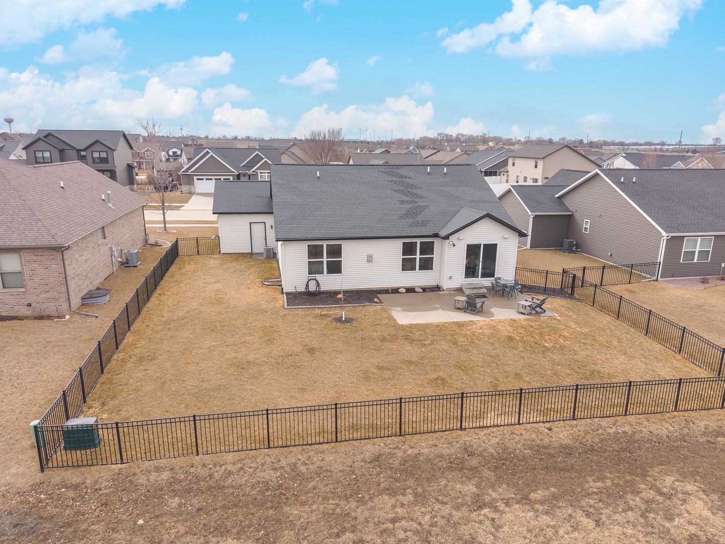 2608 Shale Road Normal, IL 61761 - Photo 36 of 39 an aerial view of a house