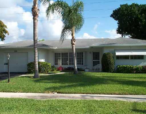 961 West Royal Palm Road Boca Raton, FL 33486 - Photo 1 of 1 Primary Photo