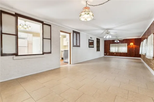 $2,100 | 129 Stewart Avenue, River Ridge, LA 70123