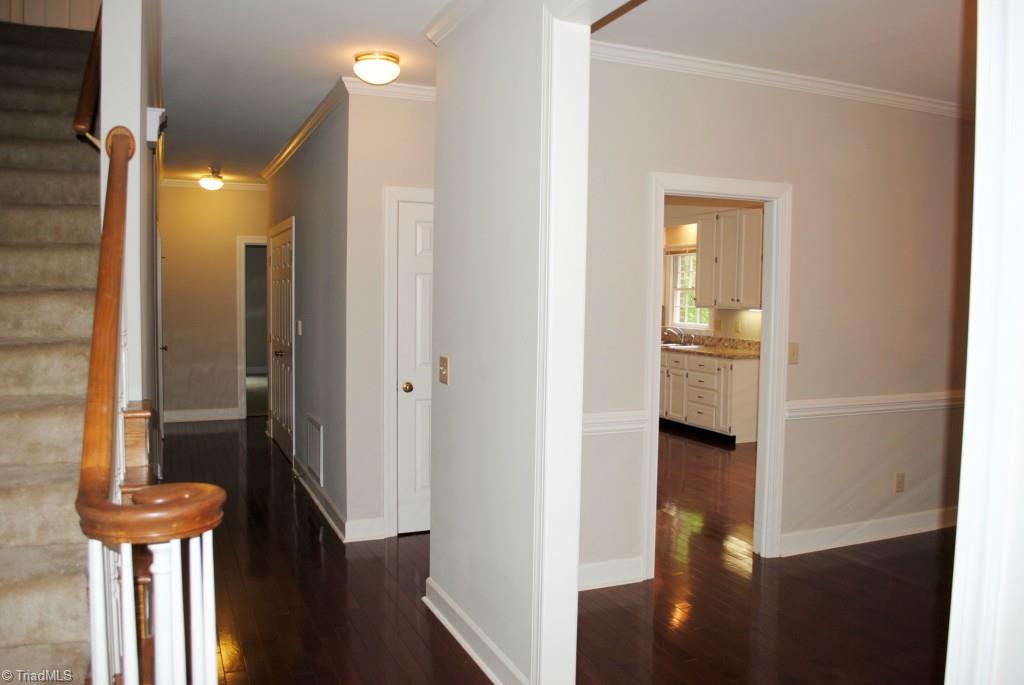 1252 Stadler Ridge Road Winston-Salem, NC 27106 - Photo 16 of 24 Foyer