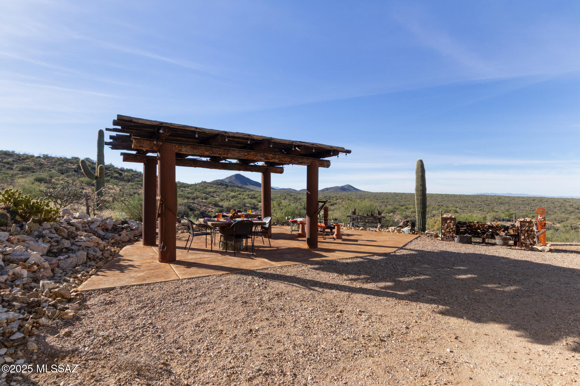 8491 South Pistol Hill Road Vail, AZ 85641 - Photo 30 of 50 Ramada area