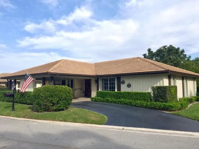 front view of house with a yard