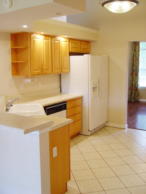 9546 Mosley Road Fairhope, AL 36532 - Photo 14 of 45 Kitchen left