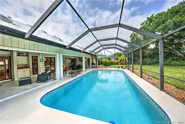 $739,000 | 5903 Southeast Glen Eagle Way, Stuart, FL 34997