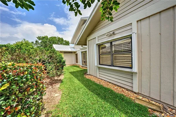 $739,000 | 5903 Southeast Glen Eagle Way, Stuart, FL 34997