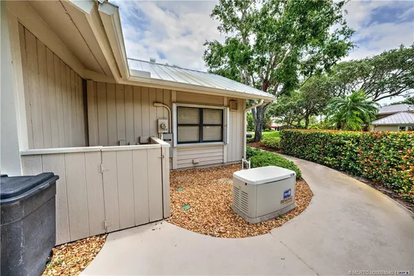 $739,000 | 5903 Southeast Glen Eagle Way, Stuart, FL 34997