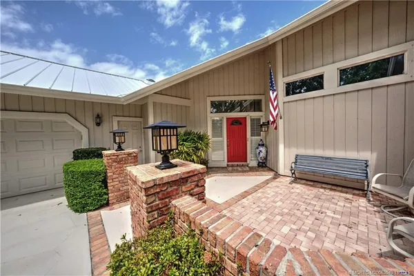 $739,000 | 5903 Southeast Glen Eagle Way, Stuart, FL 34997