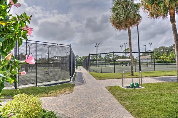 $739,000 | 5903 Southeast Glen Eagle Way, Stuart, FL 34997