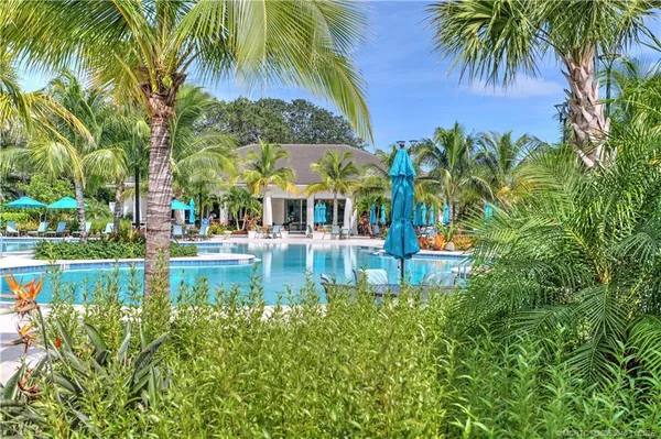 $739,000 | 5903 Southeast Glen Eagle Way, Stuart, FL 34997