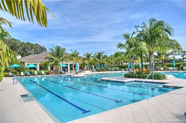 $739,000 | 5903 Southeast Glen Eagle Way, Stuart, FL 34997