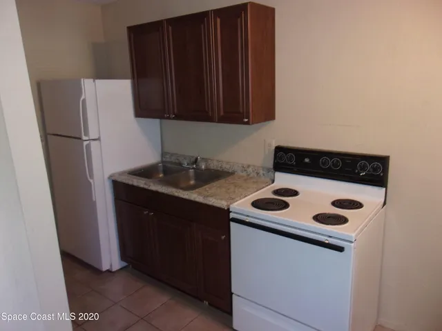 $800 | 1711 Dixon Boulevard, Unit 227, Cocoa, FL 32922