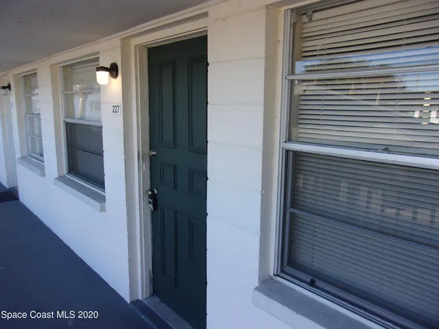$800 | 1711 Dixon Boulevard, Unit 227, Cocoa, FL 32922