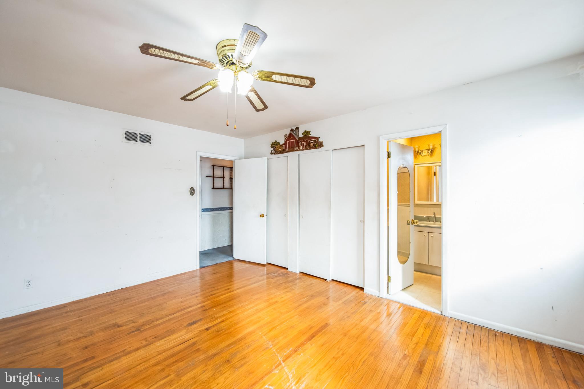 517 Ehret Road Fairless Hills, PA 19030 - Photo 24 of 37 Gallery Image 24