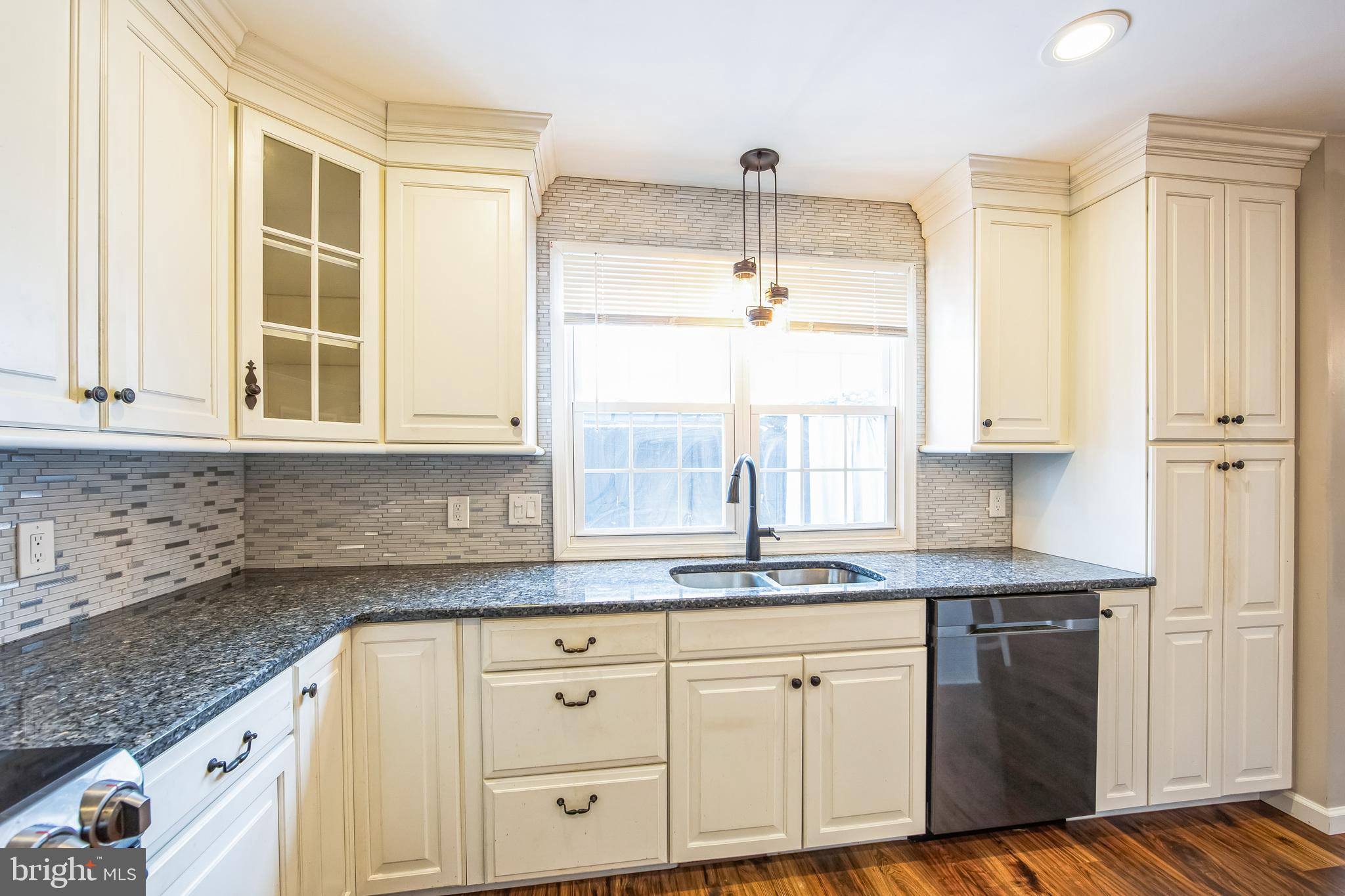 517 Ehret Road Fairless Hills, PA 19030 - Photo 9 of 37 Gallery Image 9
