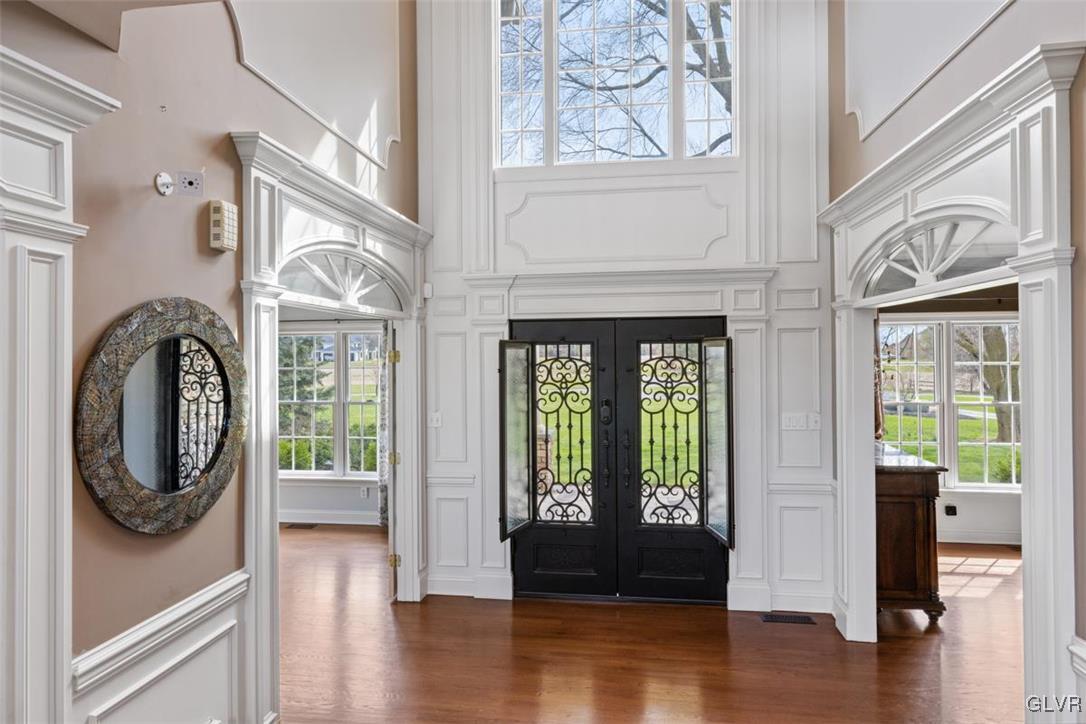 770 Newlins Road East Easton, PA 18040 - Photo 6 of 43 Impactful entryway
