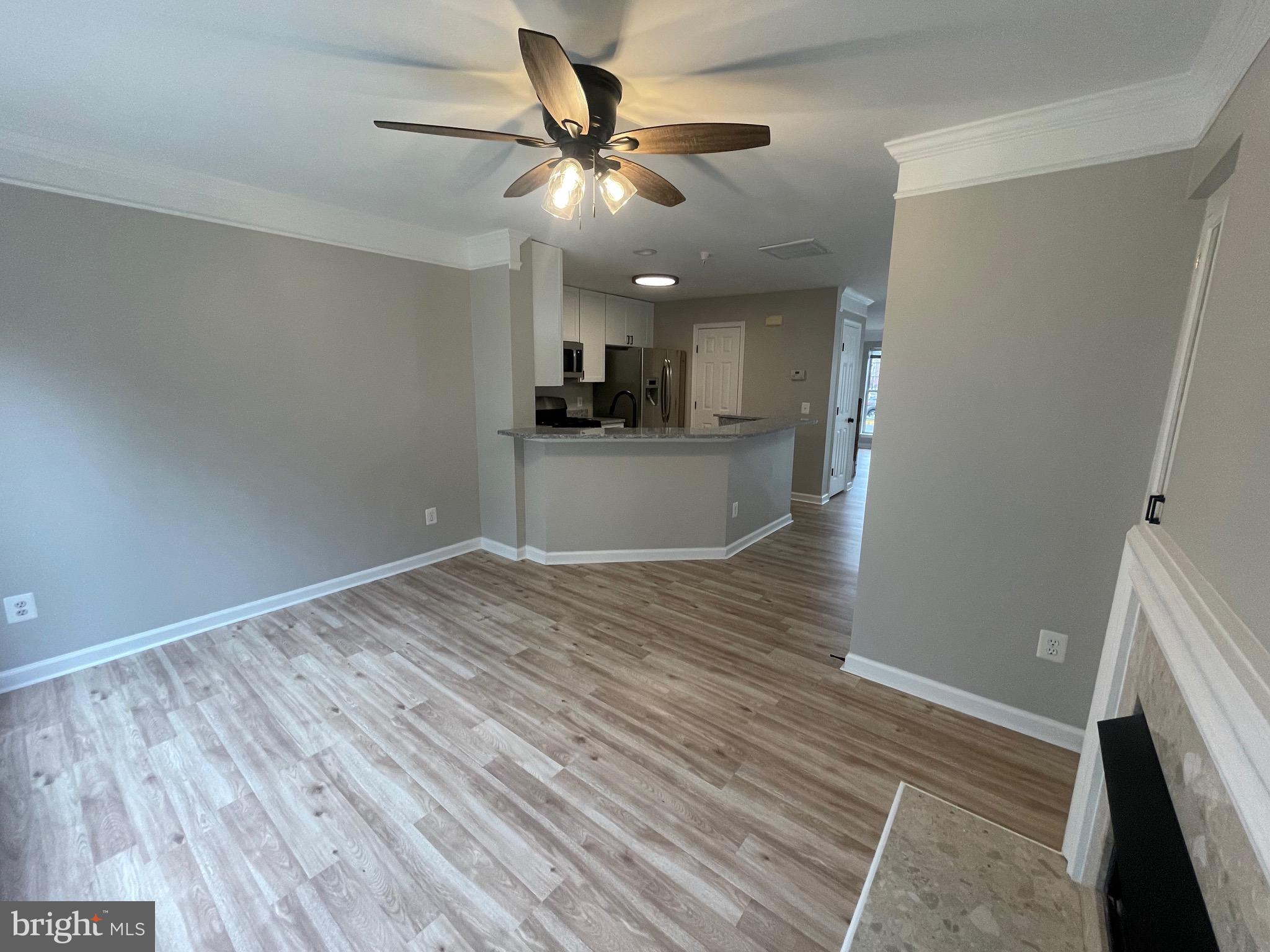 21779 Baldwin Square Sterling, VA 20164 - Photo 7 of 22