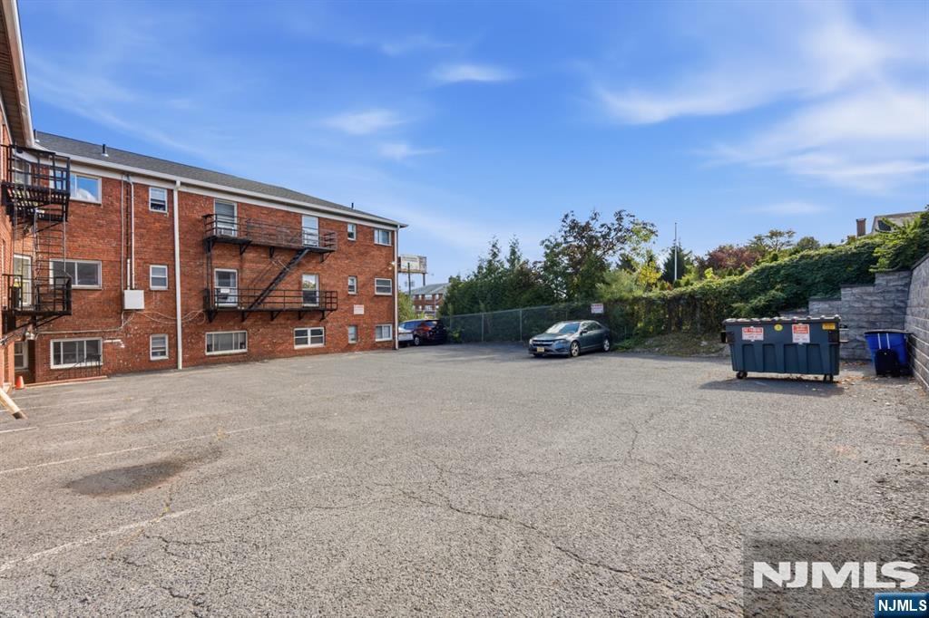 207 Polifly Road, Unit 4 Hackensack, NJ 07601 - Photo 13 of 15 Gallery Image 13