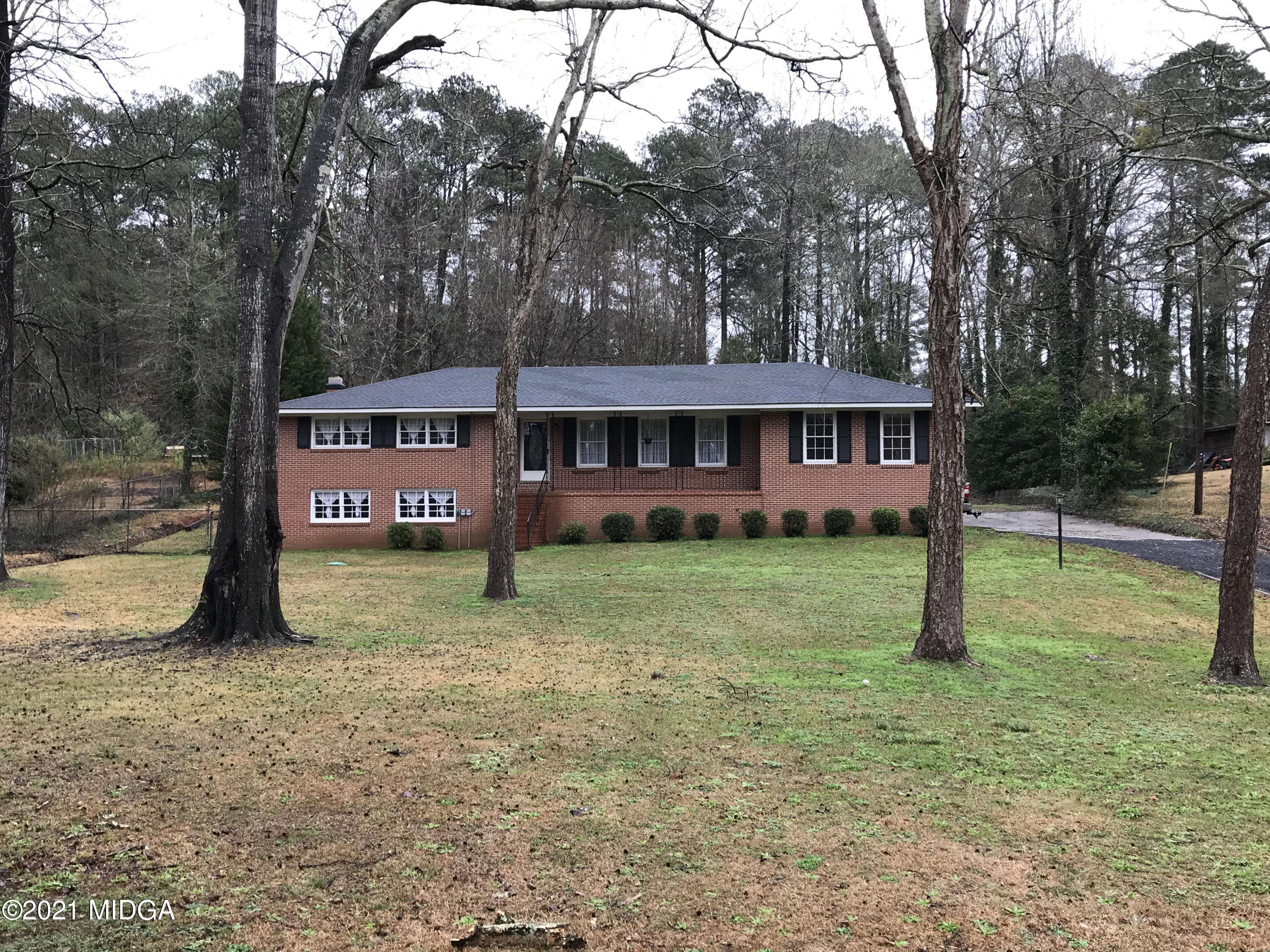 2046 Graham Road Macon, GA 31211 - Photo 1 of 24 Front
