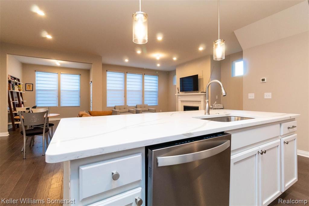 2854 Prairie View Road Ann Arbor, MI 48108 - Photo 14 of 48