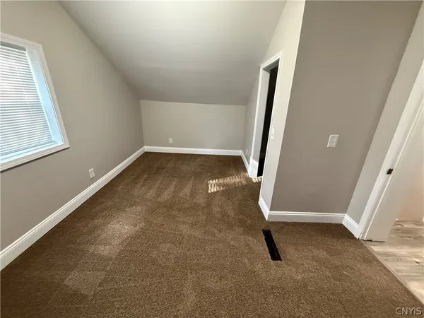 $1,400 | 215 East Hoard Street, Watertown, NY 13601