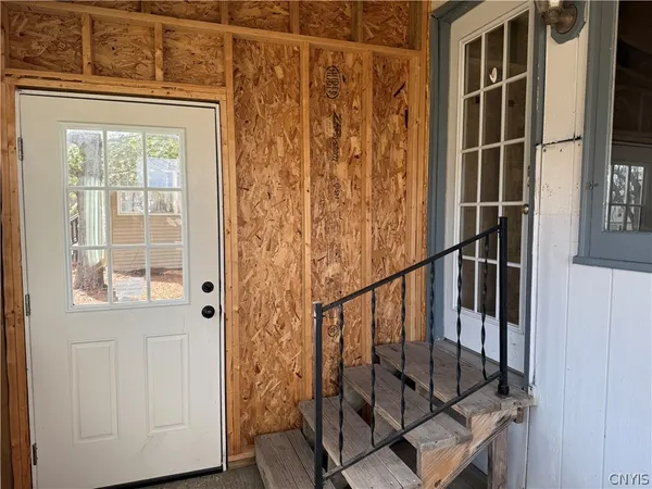 $1,400 | 215 East Hoard Street, Watertown, NY 13601