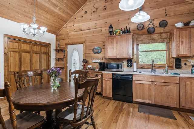 $375,000 | 183 Baymont Drive, Lancaster, TN 38569