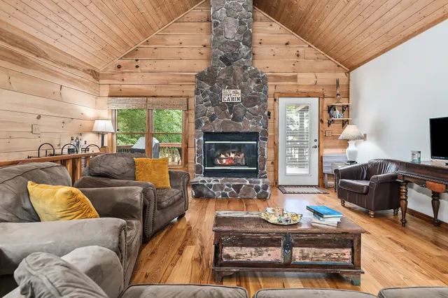 $375,000 | 183 Baymont Drive, Lancaster, TN 38569