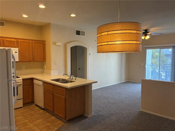 $199,900 | 2201 Ramsgate Drive, Unit 622, Henderson, NV 89074