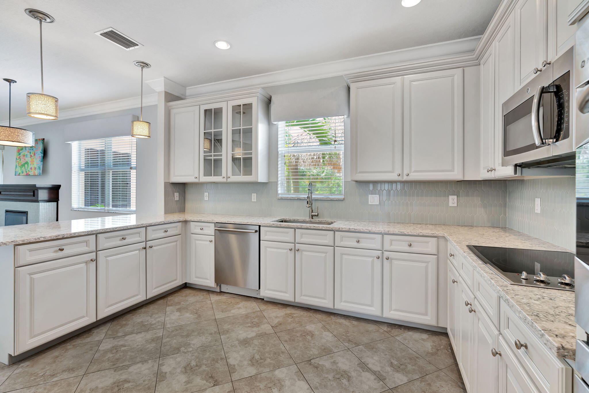 189 Umbrella Place Jupiter, FL 33458 - Photo 14 of 97 12-web-or-mls-_MLP0337