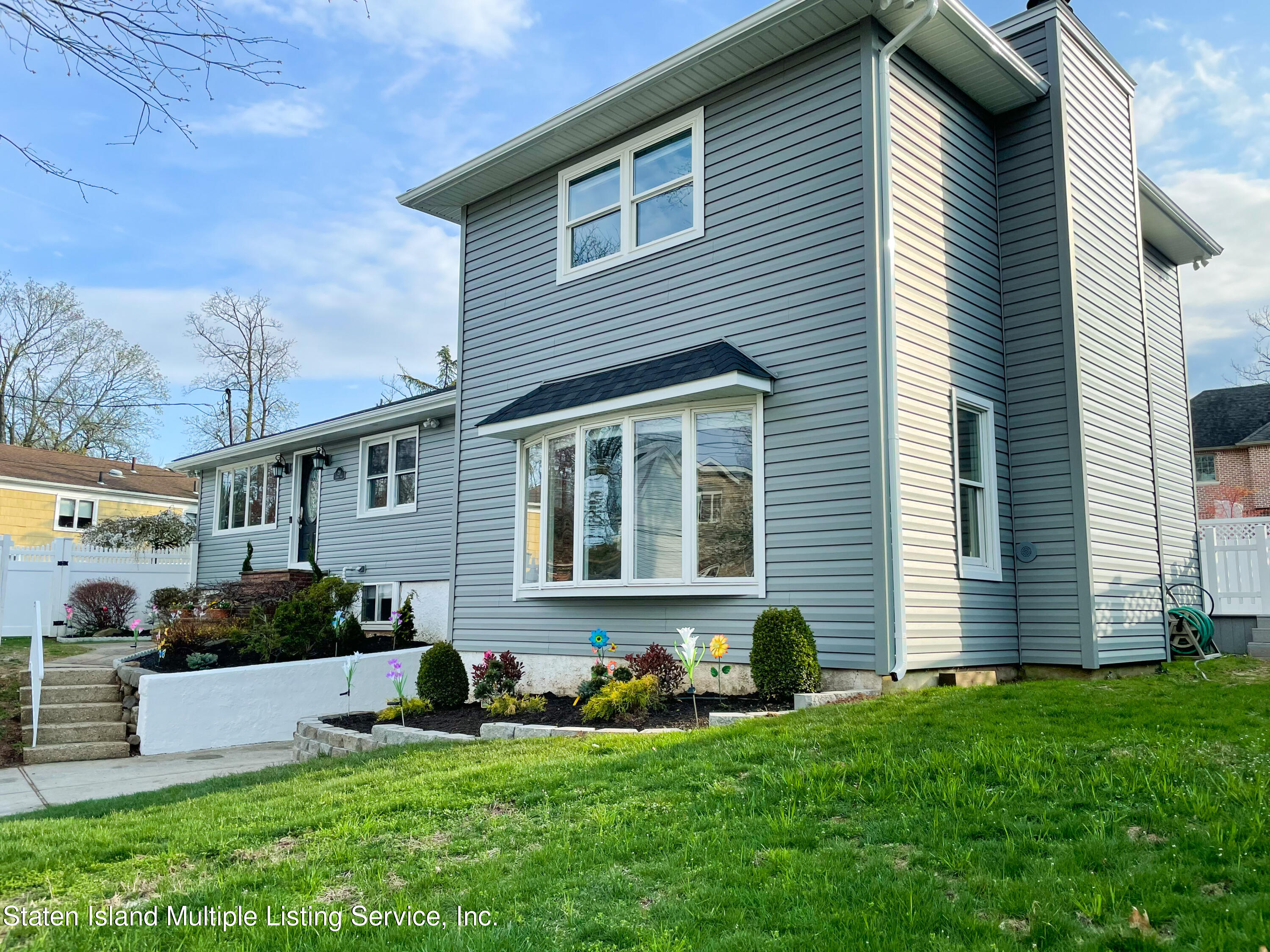 120 Ramble Road Staten Island, NY 10308 - Photo 2 of 43 120ramble