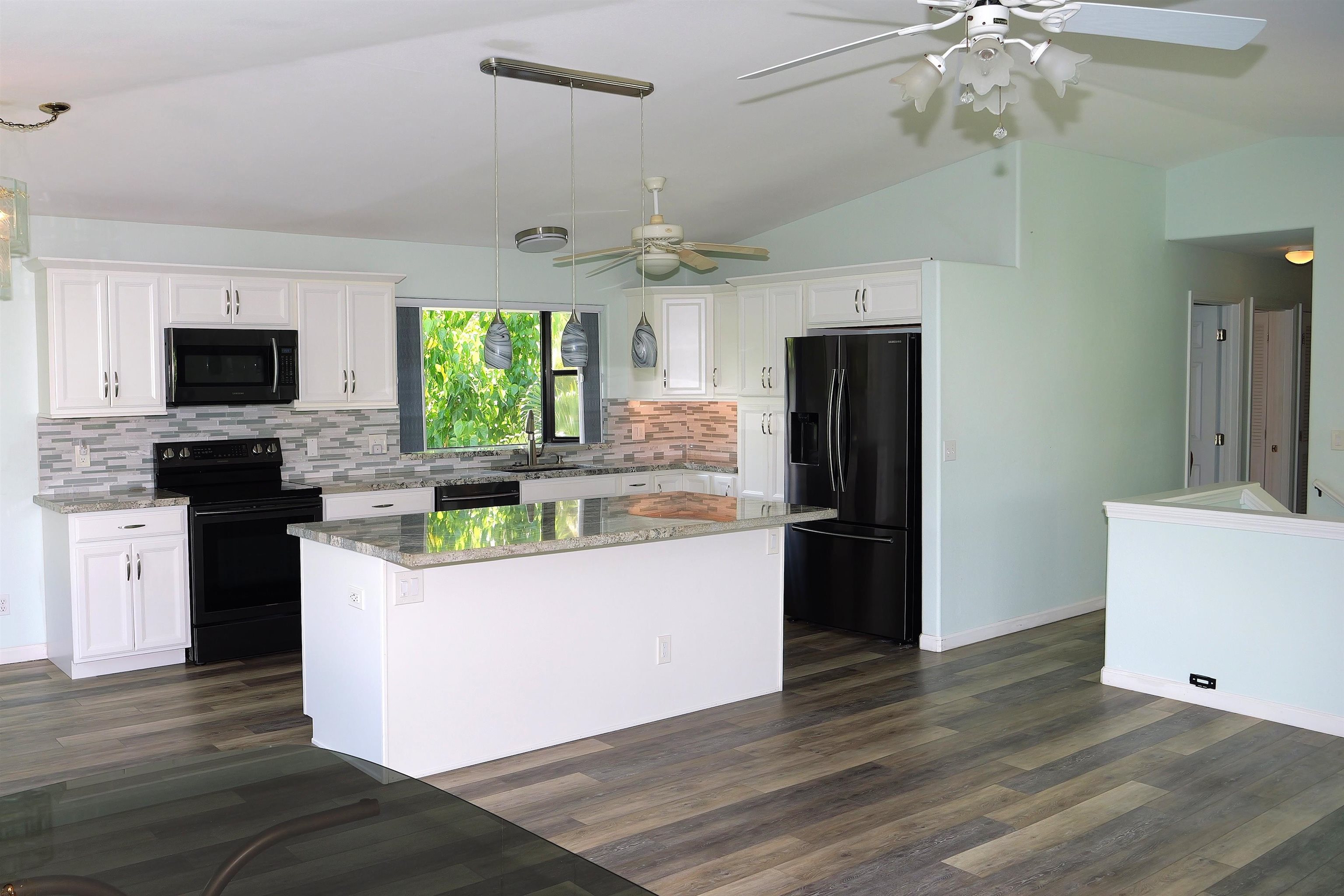 239 Keonekai Road Kihei, HI 96753 - Photo 2 of 32