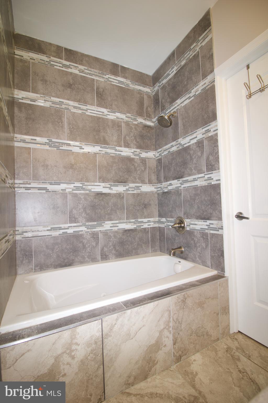 407 Welsh Road Huntingdon Valley, PA 19006 - Photo 17 of 32 Master Bath