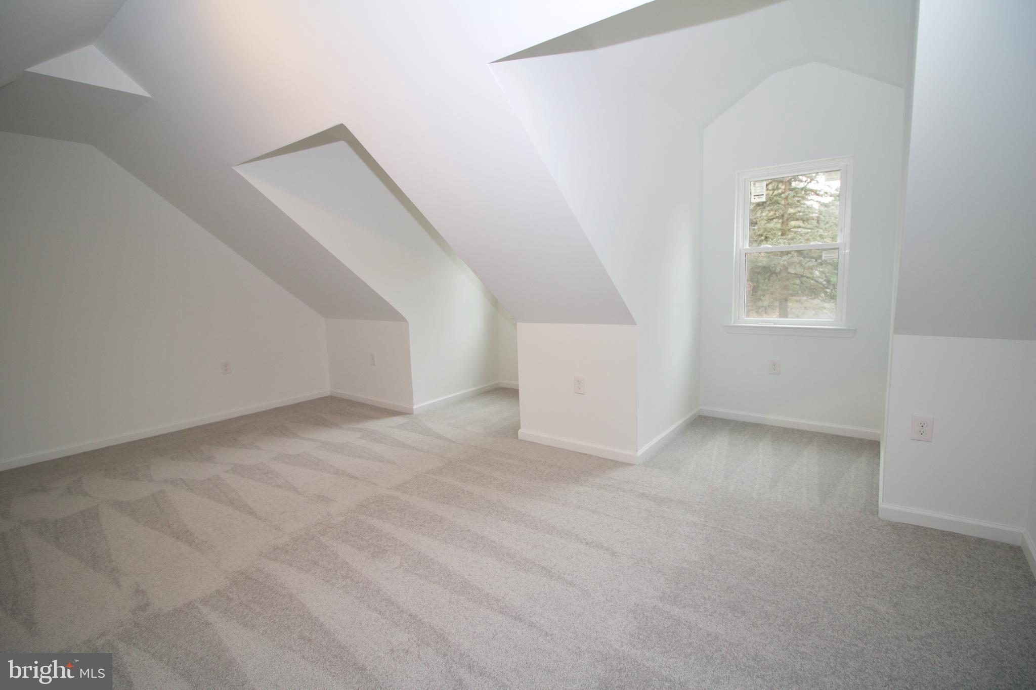 407 Welsh Road Huntingdon Valley, PA 19006 - Photo 29 of 32 Upper Level