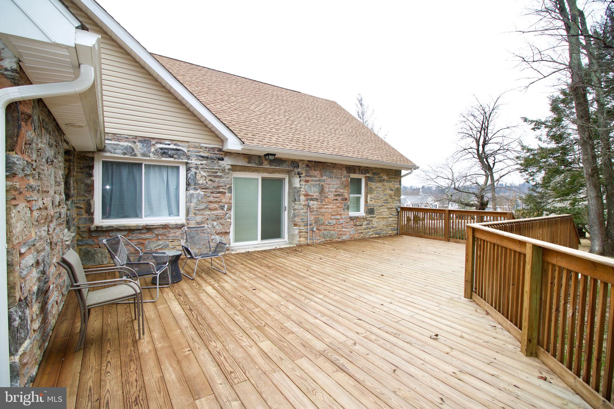 407 Welsh Road Huntingdon Valley, PA 19006 - Photo 7 of 32 Deck