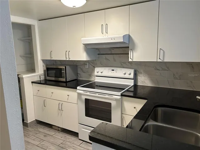 $1,100 | 608 Orange Drive, Unit 181, Altamonte Springs, FL 32701