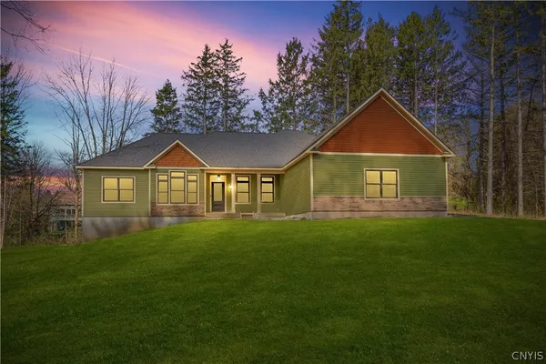 $995,000 | 4326 Chickadee Circle, Onondaga, NY 13215