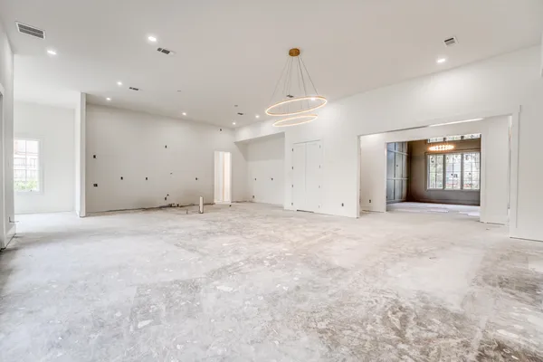 $1,499,900 | 535 St Nick Drive, Memphis, TN 38117