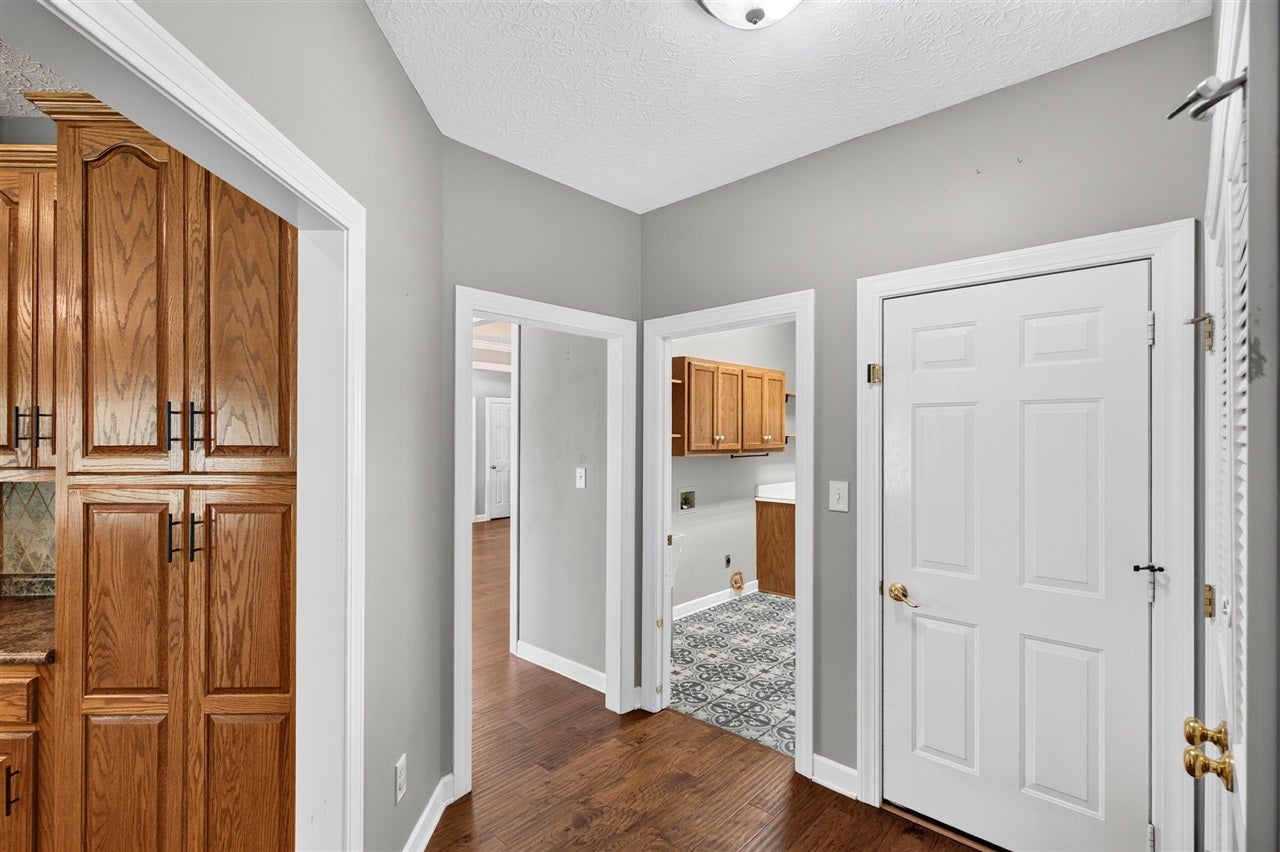 290 Neal Howell Road Bowling Green, KY 42104 - Photo 19 of 58 Gallery Image 19