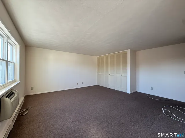 $1,350 | 35 Beers Street, Unit 202, Bridgeport, CT 06606