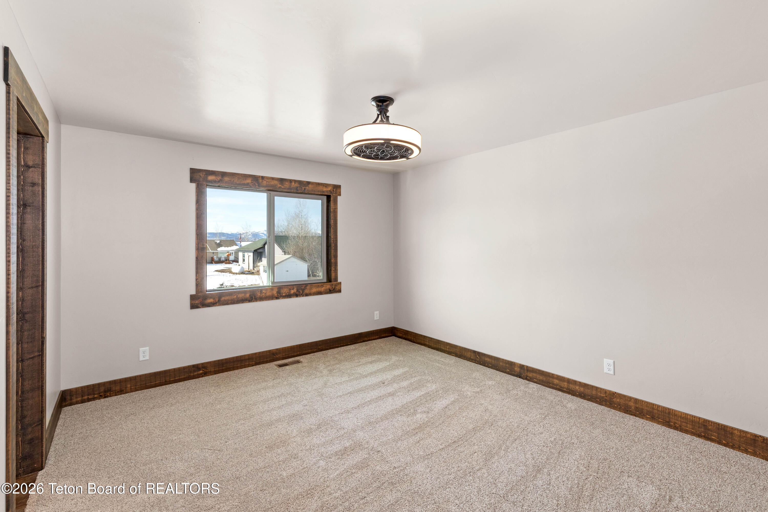 242 Holly Drive Star Valley Ranch, WY 83127 - Photo 16 of 34 242 Holly Dr IMG_9706