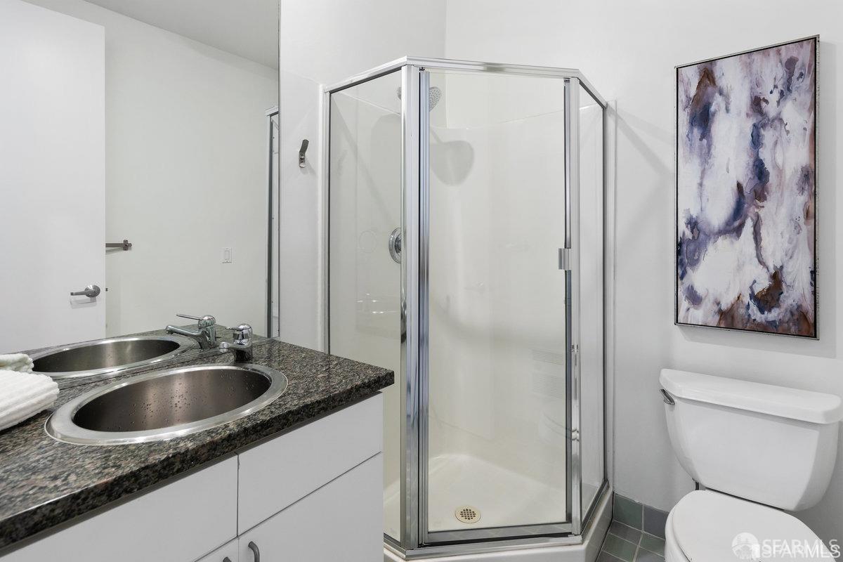 15 Lucerne Street, Unit B San Francisco, CA 94103 - Photo 23 of 31