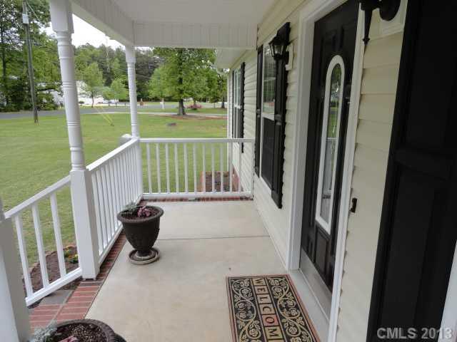 1329 Beamguard Road Clover, SC 29710 - Photo 7 of 16