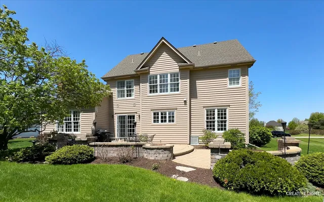 $669,000 | 40-w065 Fox Mill Boulevard, St. Charles, IL 60175