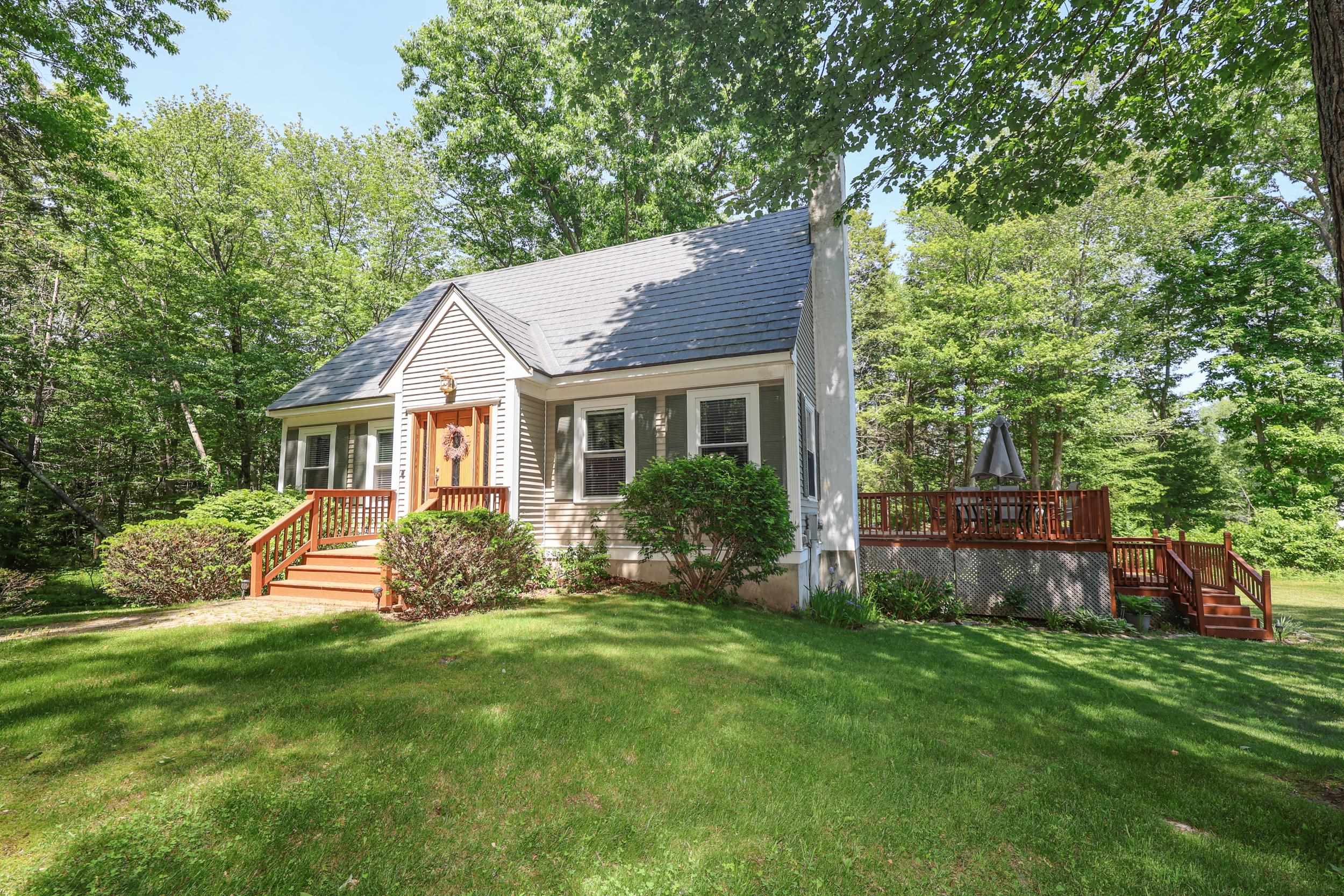 20 Purington Lane Hampton, NH 03842 - Photo 2 of 35
